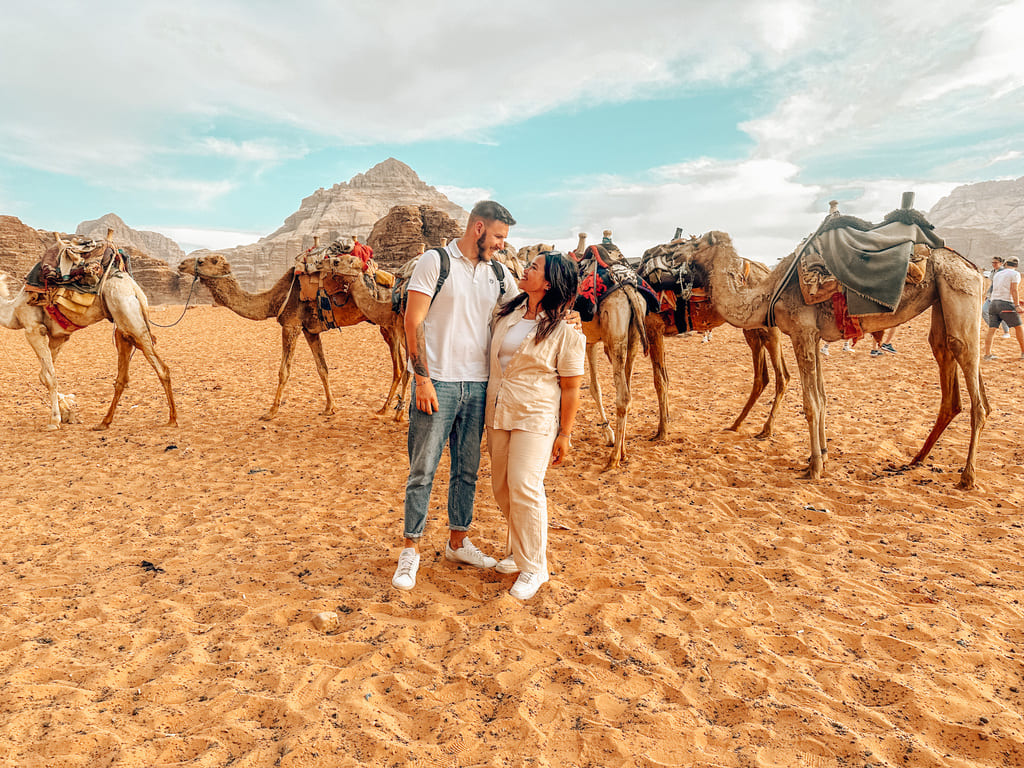 cammelli deserto giordania
